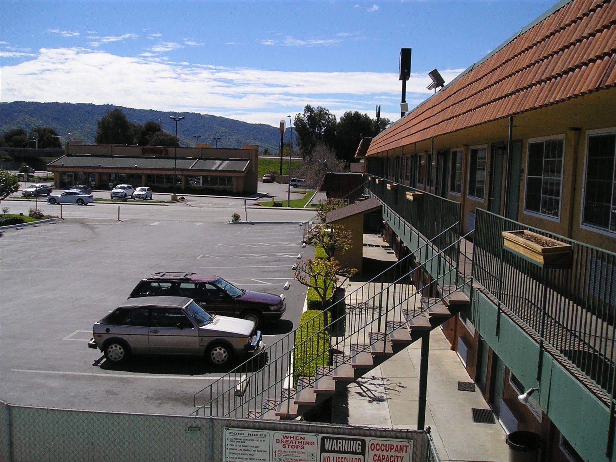 Gilroy Inn Exterior foto